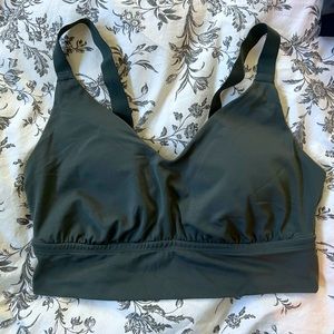 Arie sports bra